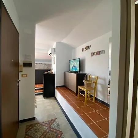 La Mansarda Di Chicca Apartment
